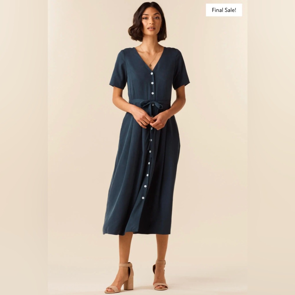 Vetta Button Up Midi Dress in French Navy (XS)